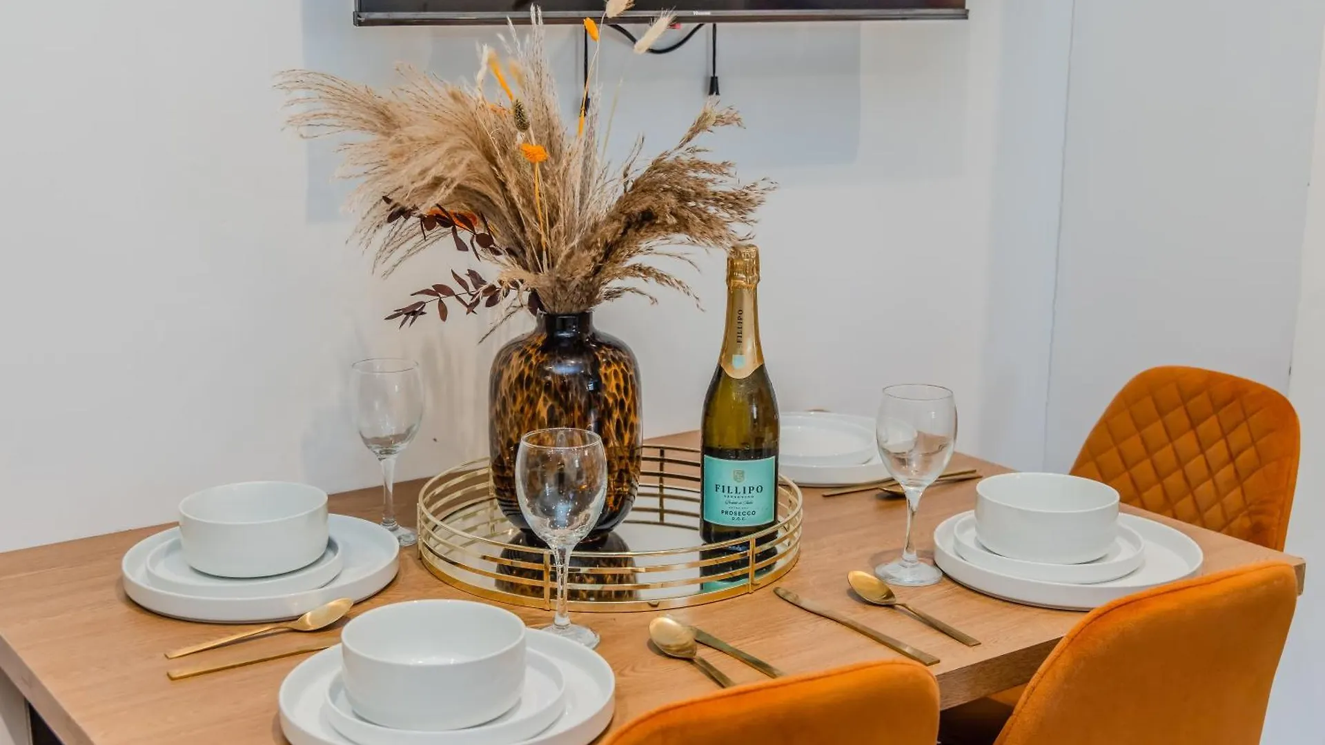 Modern 2 Bed Flat In Vibrant Kemptown Brighton